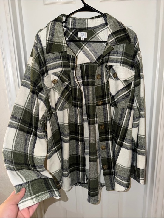 Time and Tru Jackets & Blazers - Time and Tru Green and Cream Plaid Heavyweight Flannel